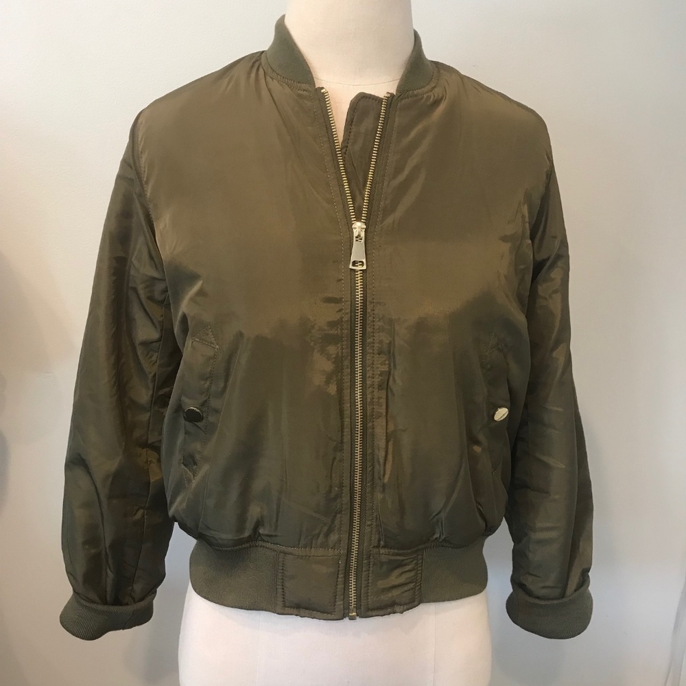 NWT Zipper Olive Padded Bomber Jacket